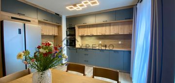 4family/4rooms/2 balcony/ air condition/first rent