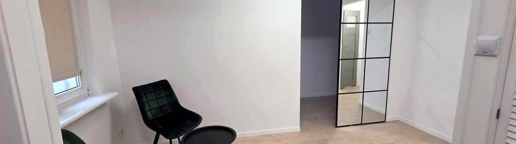 Urocza kawalerka w niedalekiej odgłość do centrum