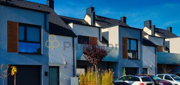 Dom szeregowy 4 pokoje z garażem