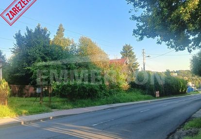 Budowlana  działka z mediami - 363 m2- siercza