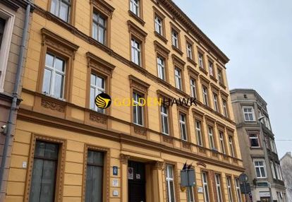 5 pokoi, 130,32 m do remontu na starym mieście.