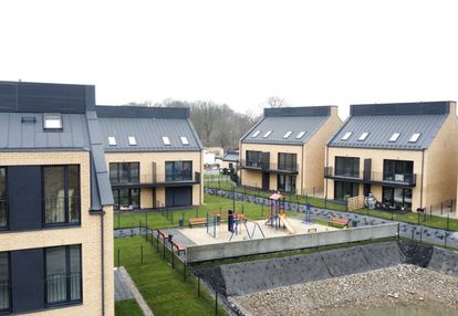 Kameralne gotowe osiedle, dwupoziomowe mieszkanie