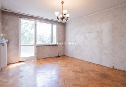 2 pokoje | loggia | nowa huta | do remontu