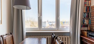 2 pokoje z widokiem na port