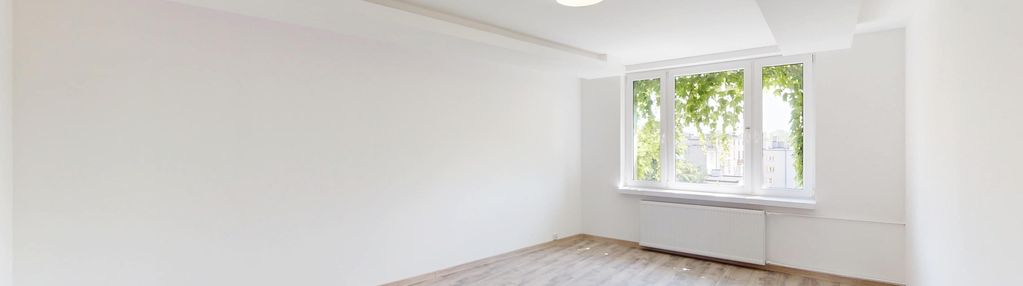 Po generalnym remoncie/ centrum/balkon