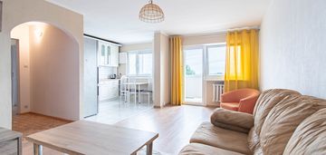 4 pokoje i od zaraz i balkon i oświecenia i