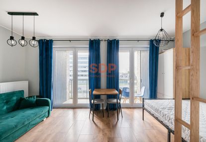 Słoneczny apartament z balkonem w centrum przy al. armii krajowej