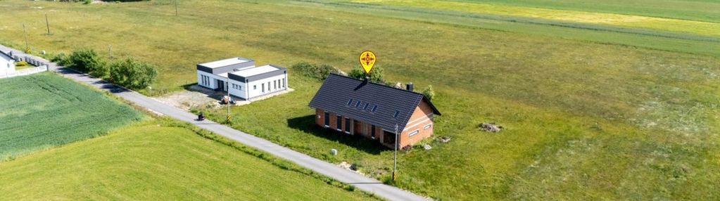 Myślina - dom do wykończenia z dużą działką