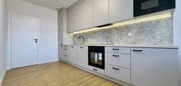 Nowe 3 pokoje 1 piętro z pomieszczeniem gosp.