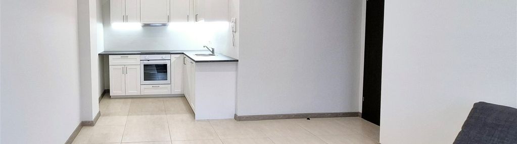 Dwa pokoje, i piętro, od zaraz, centrum