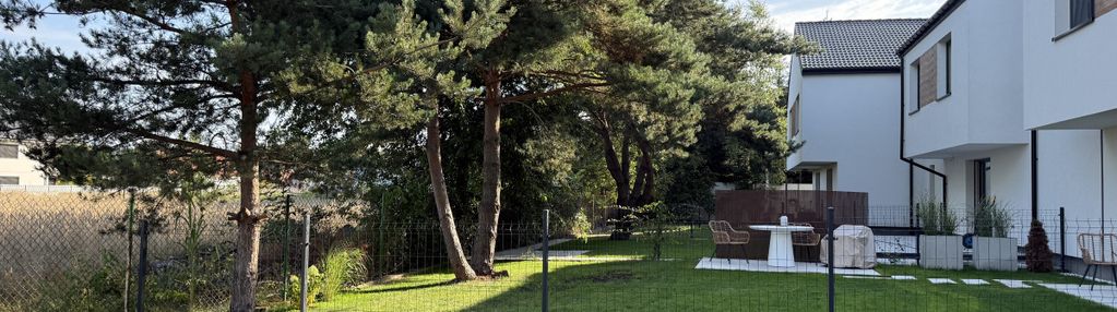 Segment w bobrowcu na kameralnym osiedlu