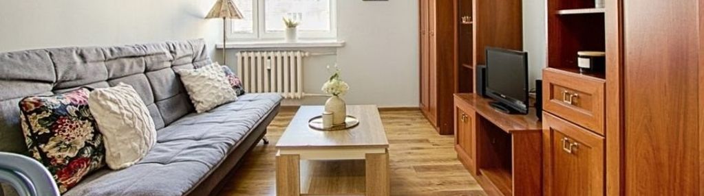 *kawalerka* parter* zwierzyniecka*