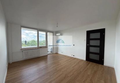 Gwiaździsta 45,4m2. pokoje 2 loggia kuchnia widna