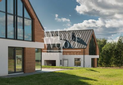 Dom przy jeziorze w tuchomiu