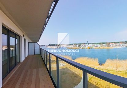 Apartament z widokiem na rzekę w dziwnowie, balkon