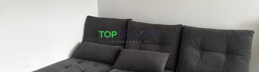 Trzy przestronne pokoje z oddzielną kuchnią