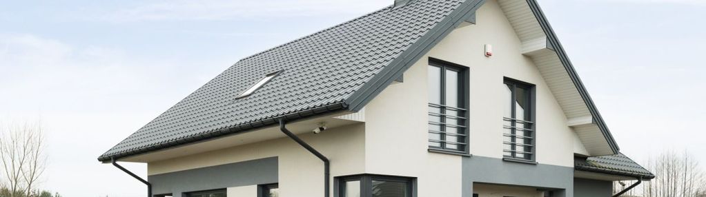 Dom z dużą działką w świetnej lokalizacji