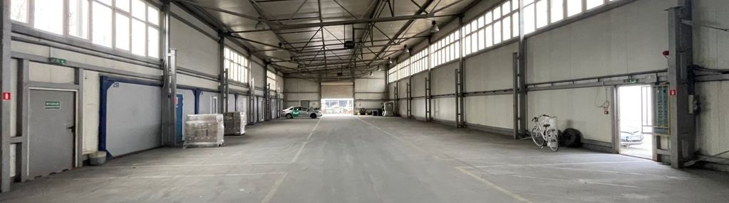 Działka z halą| parking| usługi| magazyn