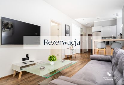 Federowicza 50m² nowoczesne 2 pokoje czerwone maki