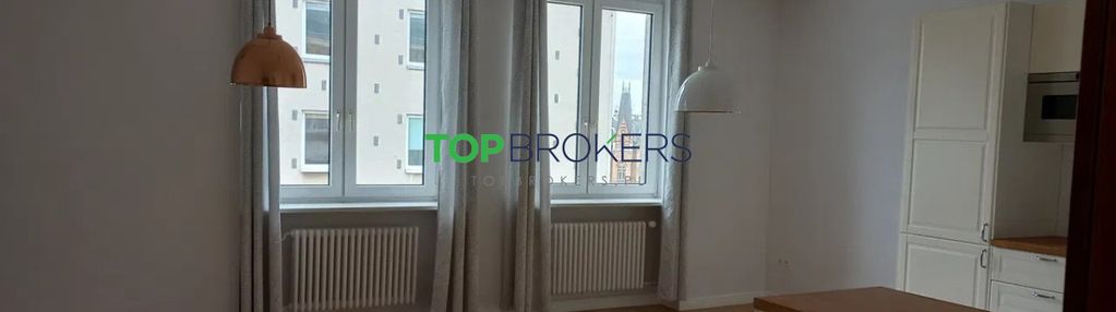 Przestronne dwa pokoje z widokiem na pałac kultury