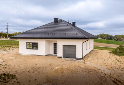 Nowoczesny dom parterowy 142 m² z garażem