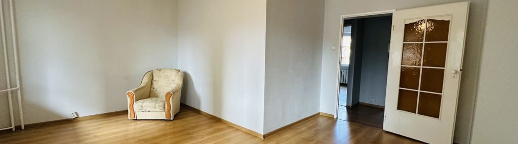 2 pokoje z możliwością zrobienia 3, duży balkon