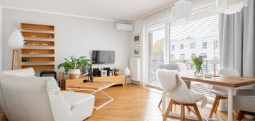 2 pok. - stan idealny - balkon - garaż - las - skm