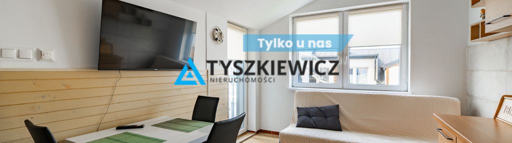 Dwupoziomowy lokal z tarasem nad morzem