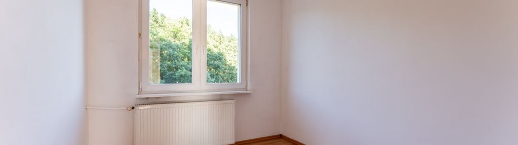 Mieszkanie z widokiem na ścianę lasu!
