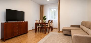 Wynajem|2pok|47m2|osobna kuchnia|balkon|parking