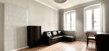 Mieszkanie po remoncie w odrestaurowanej kamienicy!