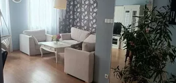 Apartament z lokalem usługowym