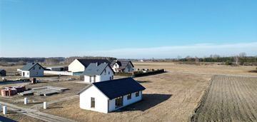 Dom 4 pok., pow. użytkowa 79,70 m2, oksa