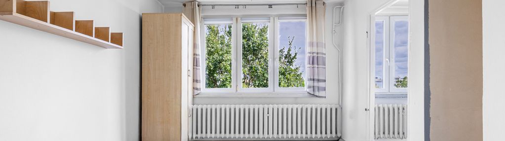 Zieleń za oknem | oddzielna jasna kuchnia | cisza