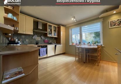 Przestronny wolnostojący dom z dużą działką !