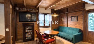 Wyjątkowy drewniany dom z dużą działką | przyłęki