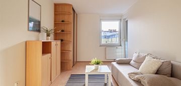 Strońska, ch feriogaj, 2 pokoje,osobna kuchnia