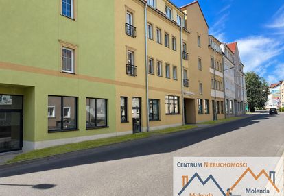 Nowoczesna kawalerka w nowym budynku, pierwszy najemca, centrum nowogrodźca