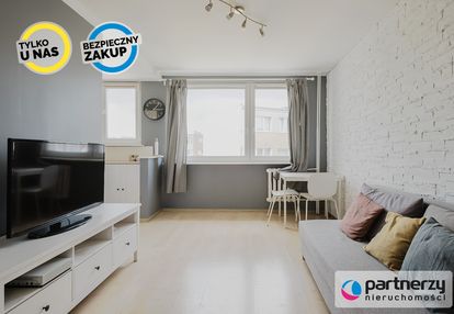 2 pokoje do odświeżenia blisko komunikacji!