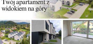 Prestiżowy dwupoziomowy apartament w ustroniu – malownicza okolica