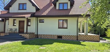 Sprzedam lub zamienię dom nieopodal rzeki pisy