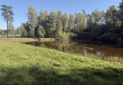 Działka z własnym dostępem do jeziora