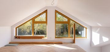 Dwupoziomowy apartament z antresolą