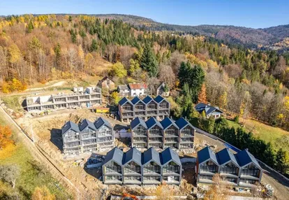 Apartamenty z basenem i spa i górskim widokiem