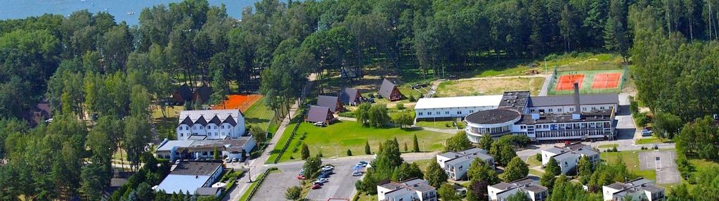 Ośrodek wypoczynkowy z własną linią brzegową !