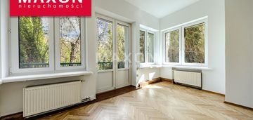 Mokotów kamienica 3 pokoje