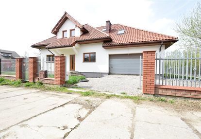 Piękny dom wolnostojący 220 m² pod warszawą
