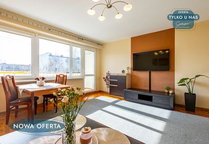 Jasne, przestronne mieszkanie z balkonem