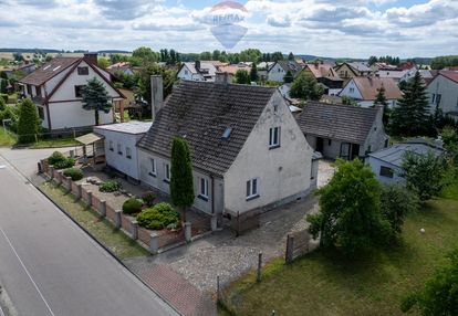 Zamieszkaj i zarabiaj – 2 domy i budynki gosp.