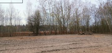 Działki inwestycyjne wśród zieleni